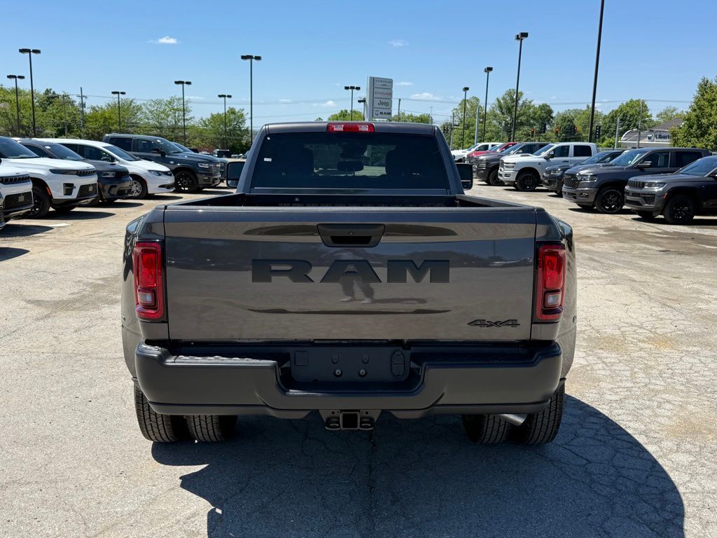 2026 Ram 3500 Tradesman Crestwood KY