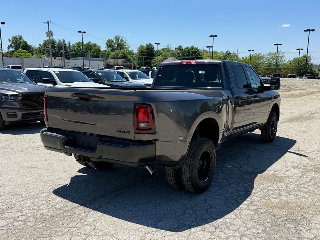 2026 Ram 3500 Tradesman Crestwood KY