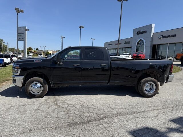2026 Ram 3500 Tradesman Crestwood KY