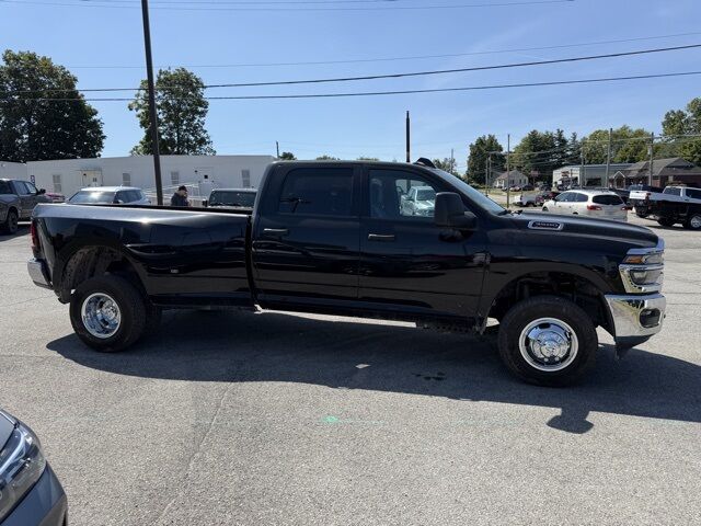 2026 Ram 3500 Tradesman Crestwood KY