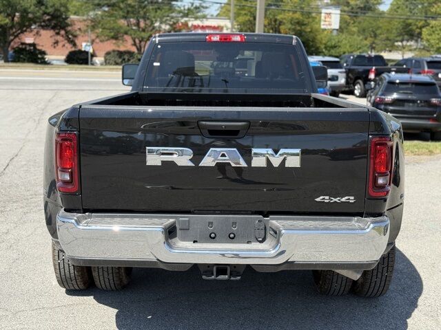 2026 Ram 3500 Tradesman Crestwood KY