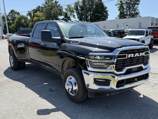 2026 Ram 3500 Tradesman Crestwood KY