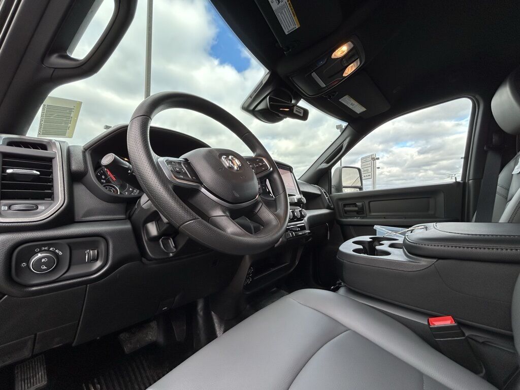 2026 Ram 3500 Tradesman Crestwood KY