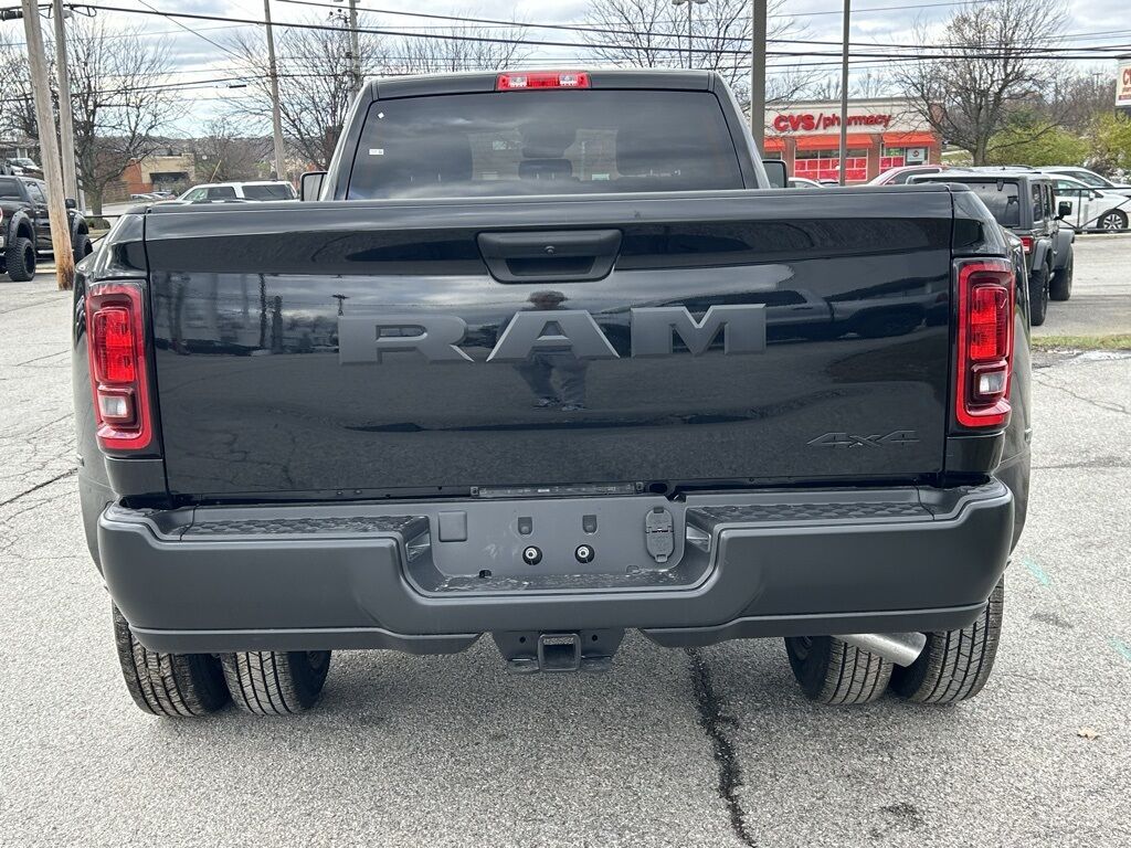 2026 Ram 3500 Tradesman Crestwood KY