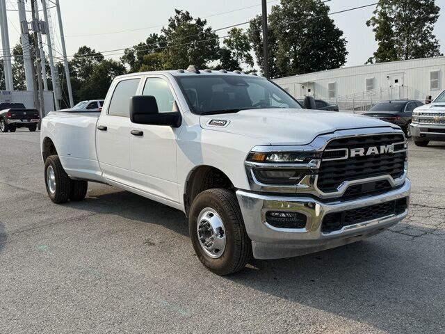2026 Ram 3500 Tradesman Crestwood KY
