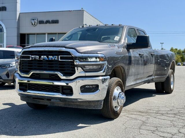 2026 Ram 3500 Tradesman Crestwood KY