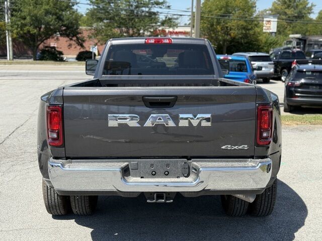 2026 Ram 3500 Tradesman Crestwood KY