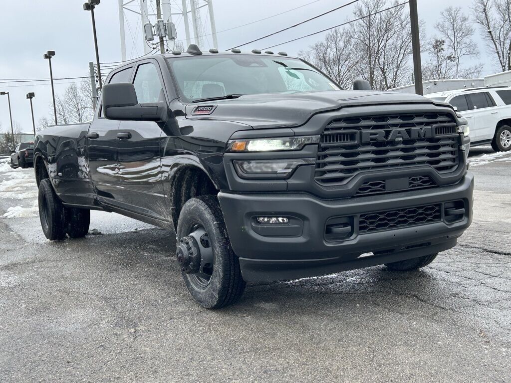 2026 Ram 3500 Tradesman Crestwood KY