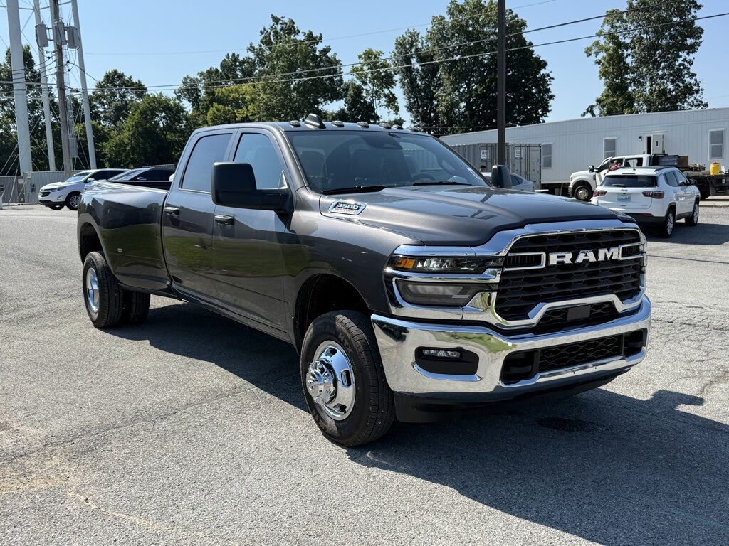 2026 Ram 3500 Tradesman Crestwood KY