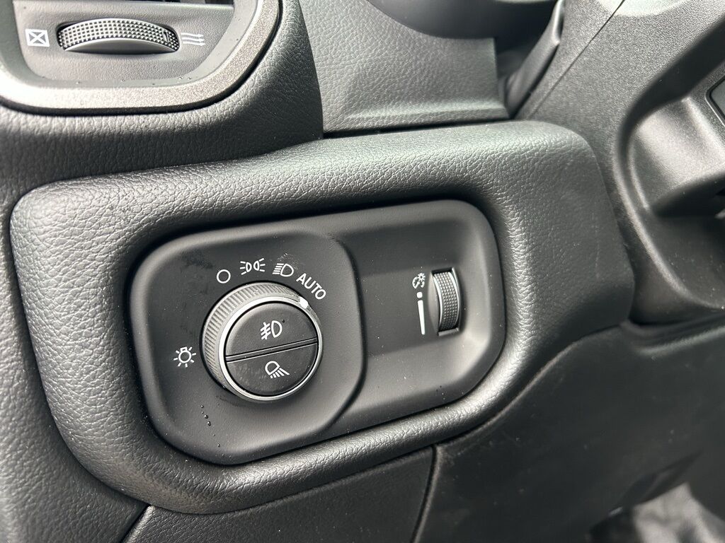 2026 Ram 3500 Tradesman Crestwood KY