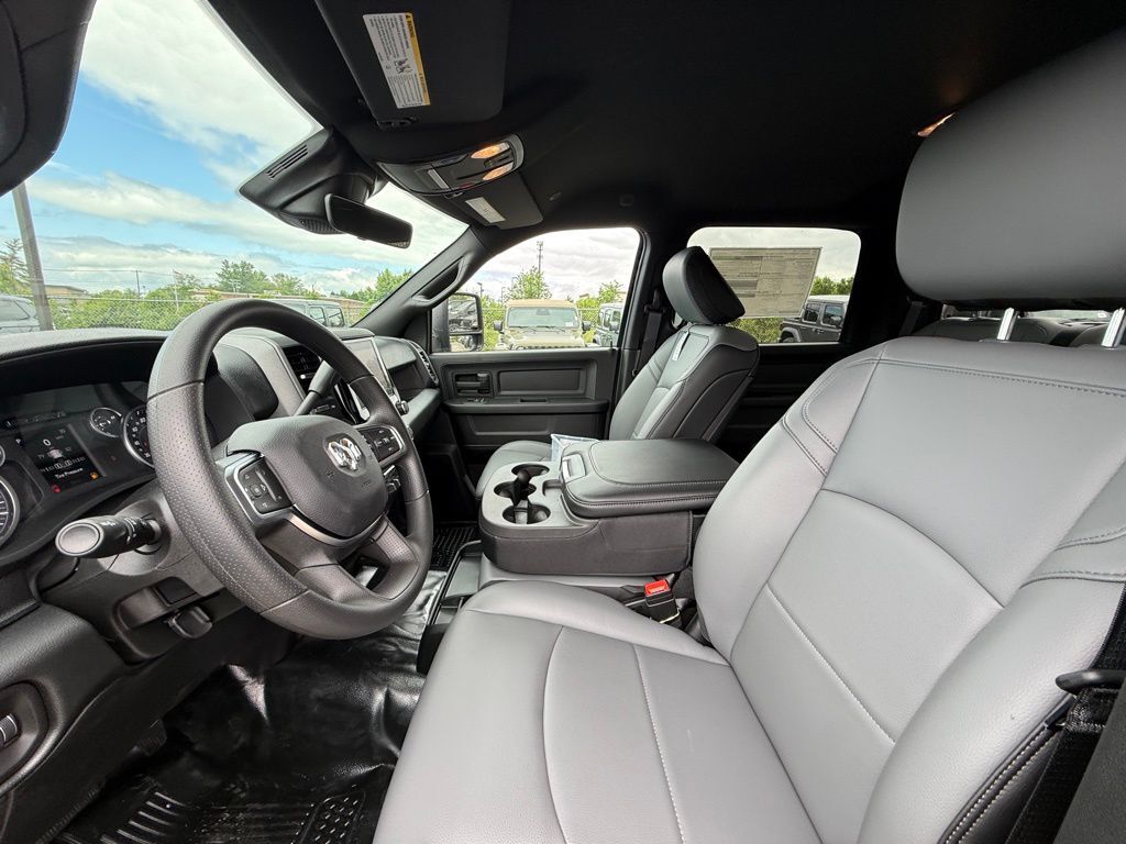 2026 Ram 3500 Tradesman Crestwood KY