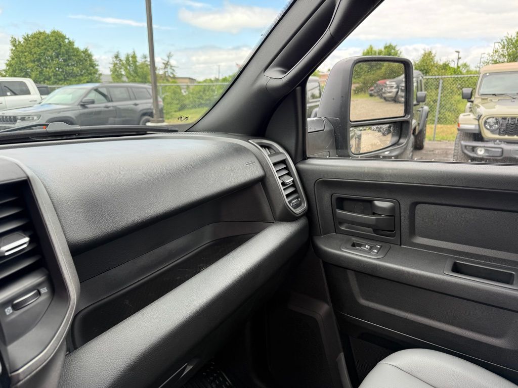 2026 Ram 3500 Tradesman Crestwood KY