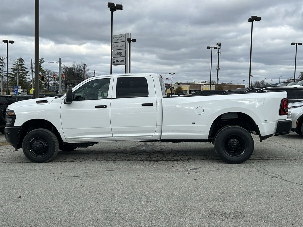 2026 Ram 3500 Tradesman Crestwood KY
