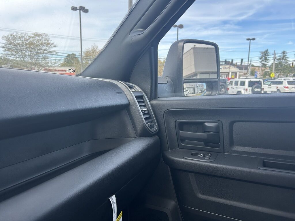 2026 Ram 3500 Tradesman Crestwood KY