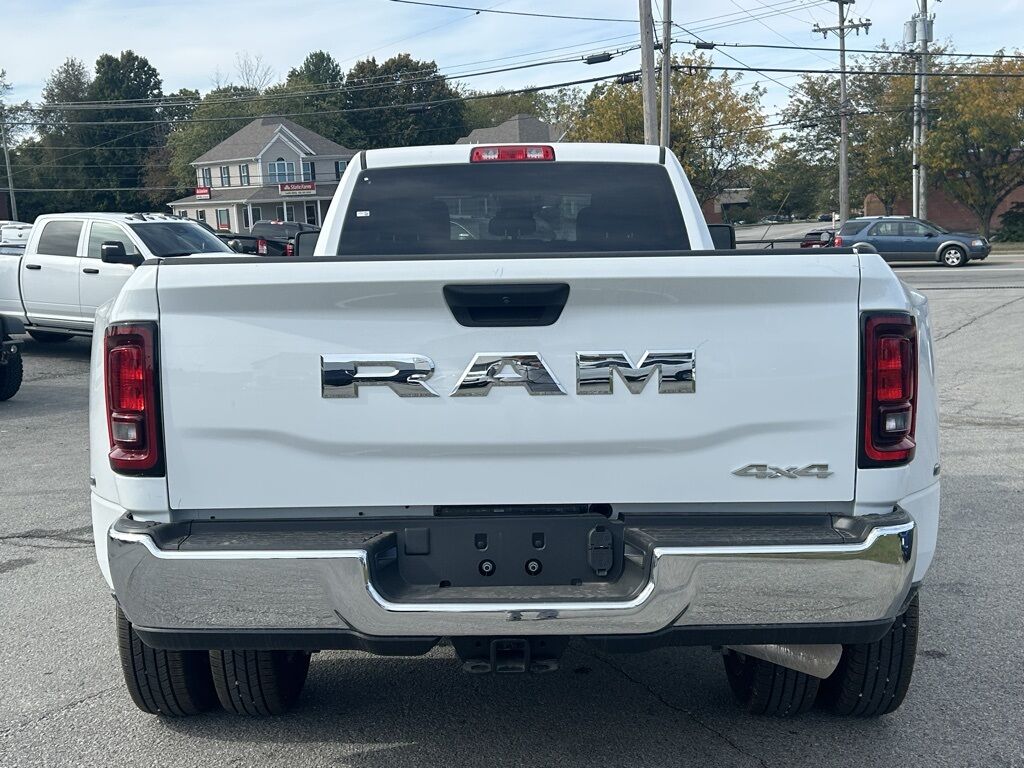 2026 Ram 3500 Tradesman Crestwood KY