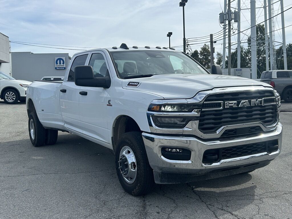 2026 Ram 3500 Tradesman Crestwood KY