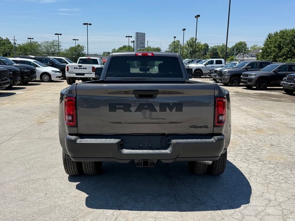 2026 Ram 3500 Tradesman Crestwood KY