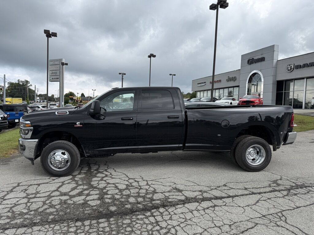 2026 Ram 3500 Tradesman Crestwood KY