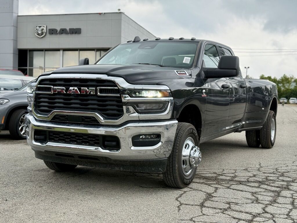 2026 Ram 3500 Tradesman Crestwood KY