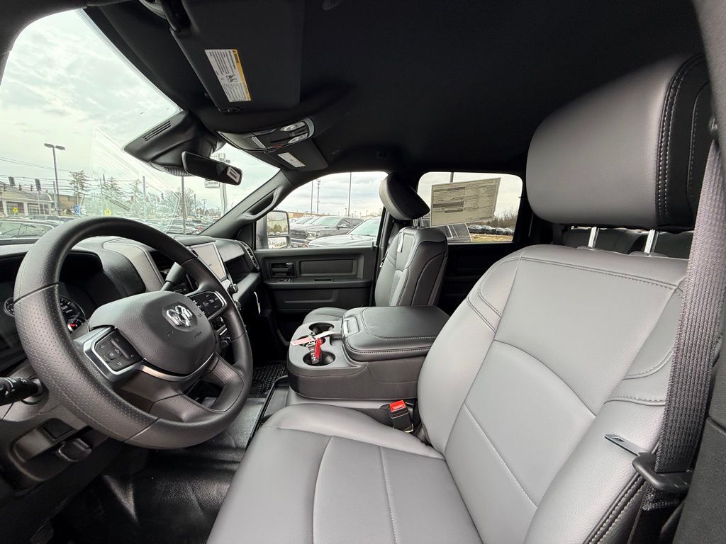 2026 Ram 3500 Tradesman Crestwood KY