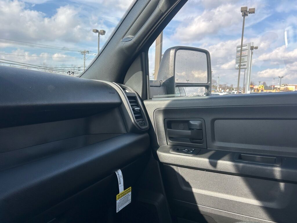 2026 Ram 3500 Tradesman Crestwood KY