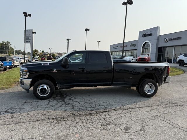 2026 Ram 3500 Tradesman Crestwood KY