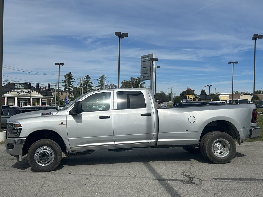 2026 Ram 3500 Tradesman Crestwood KY