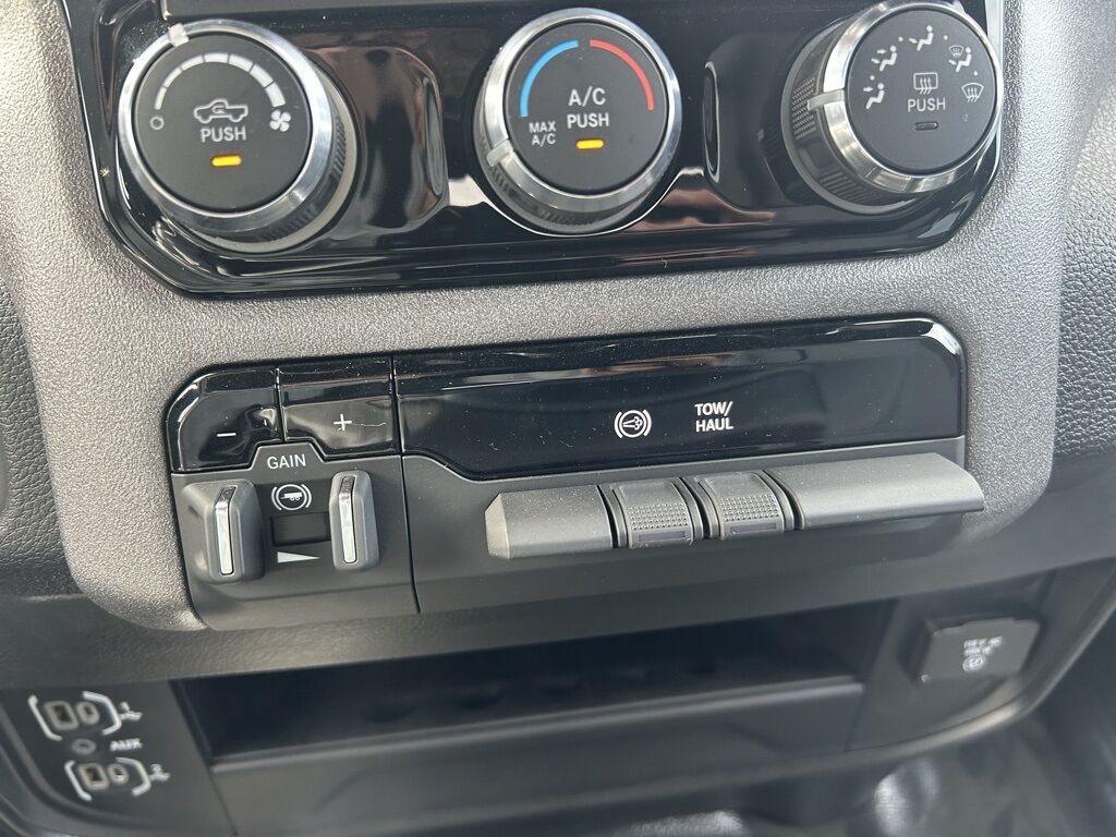 2026 Ram 3500 Tradesman Crestwood KY