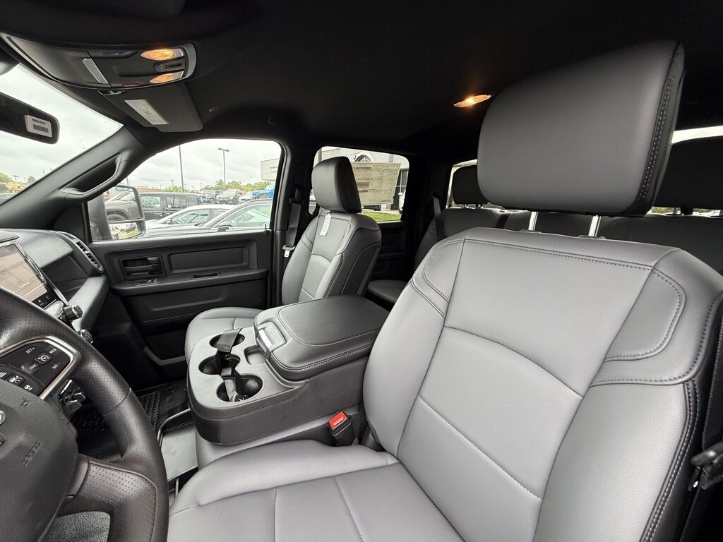 2026 Ram 3500 Tradesman Crestwood KY