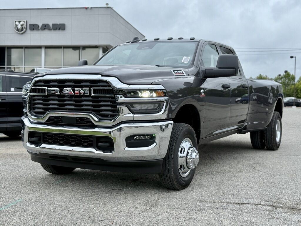 2026 Ram 3500 Tradesman Crestwood KY