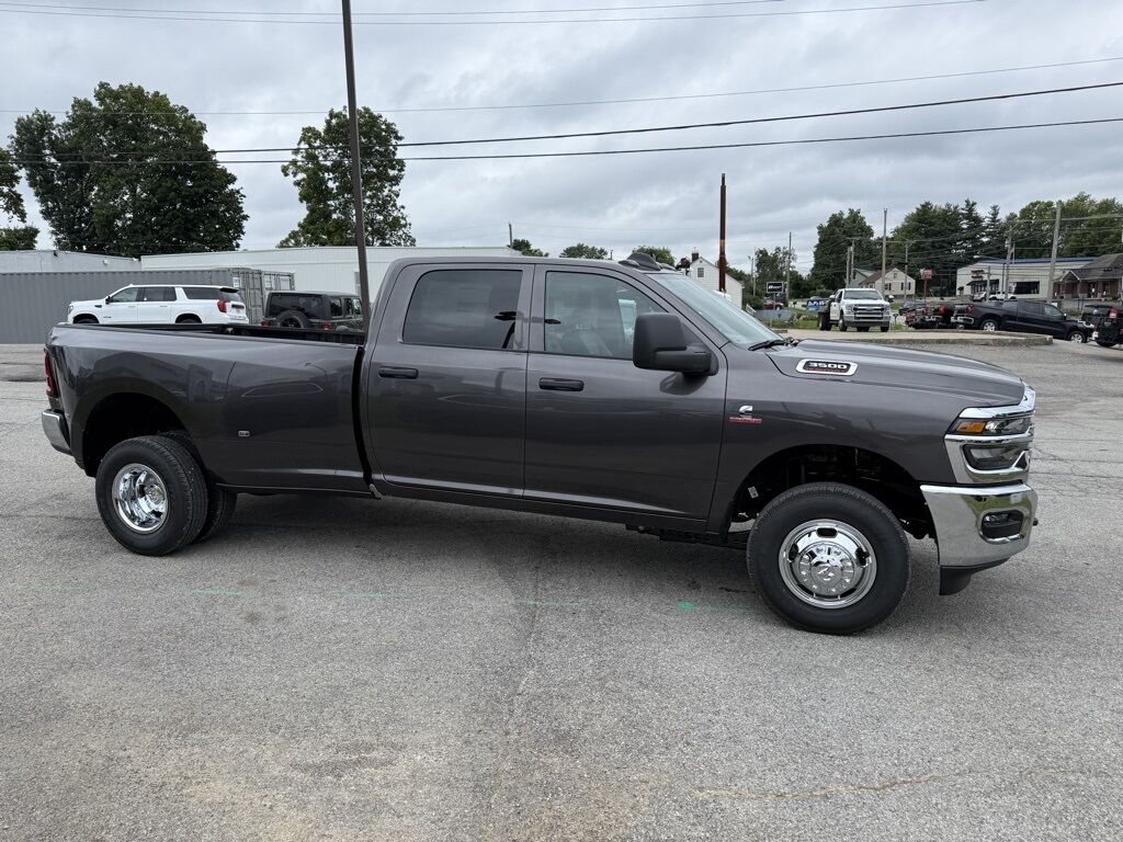 2026 Ram 3500 Tradesman Crestwood KY