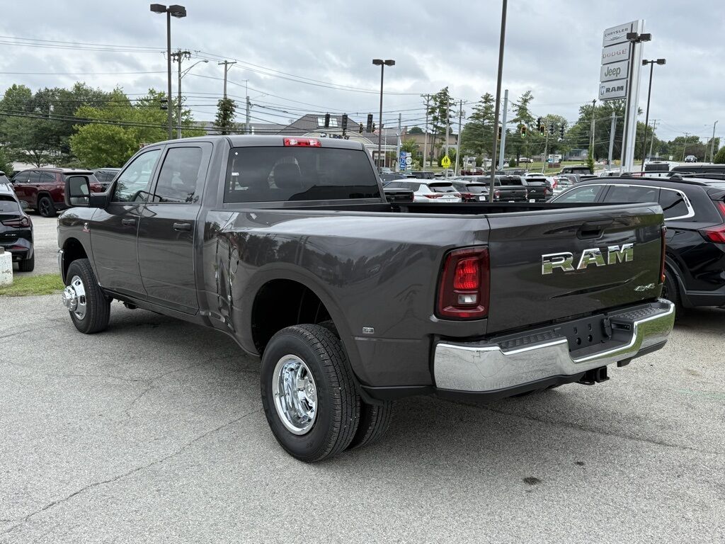 2026 Ram 3500 Tradesman Crestwood KY