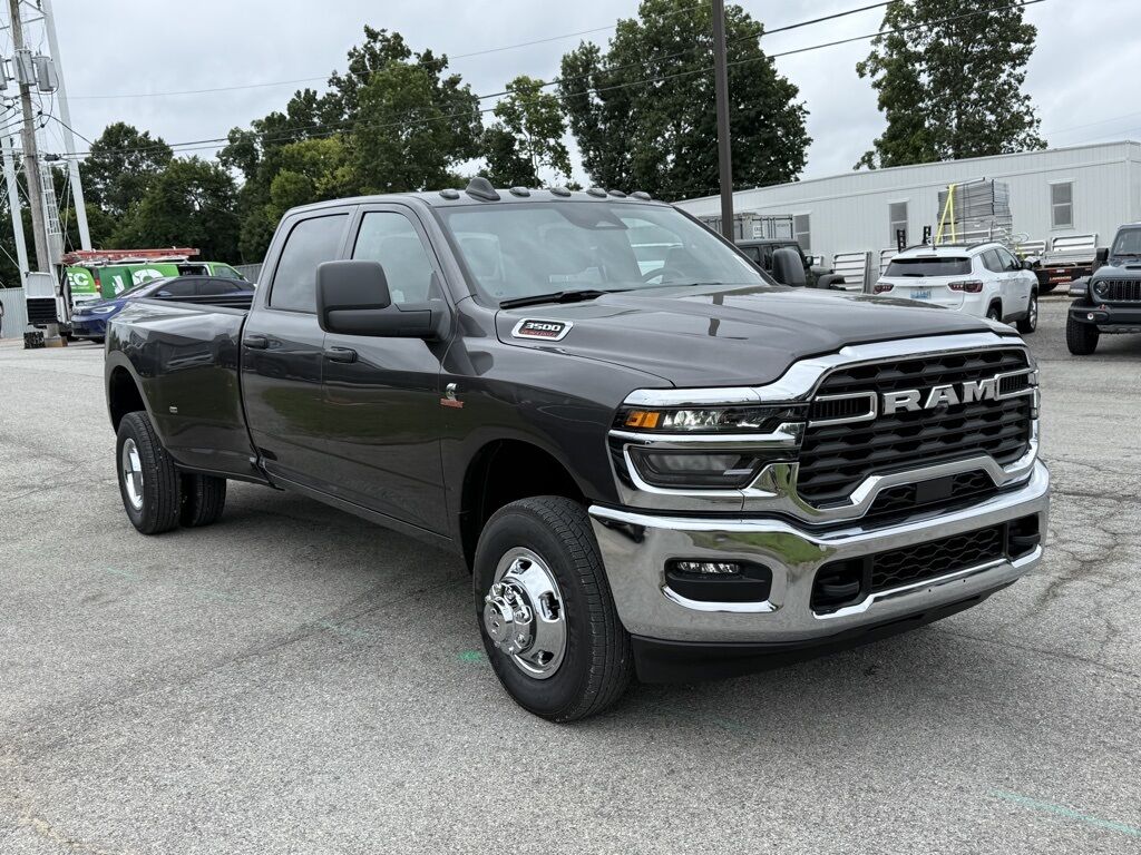 2026 Ram 3500 Tradesman Crestwood KY