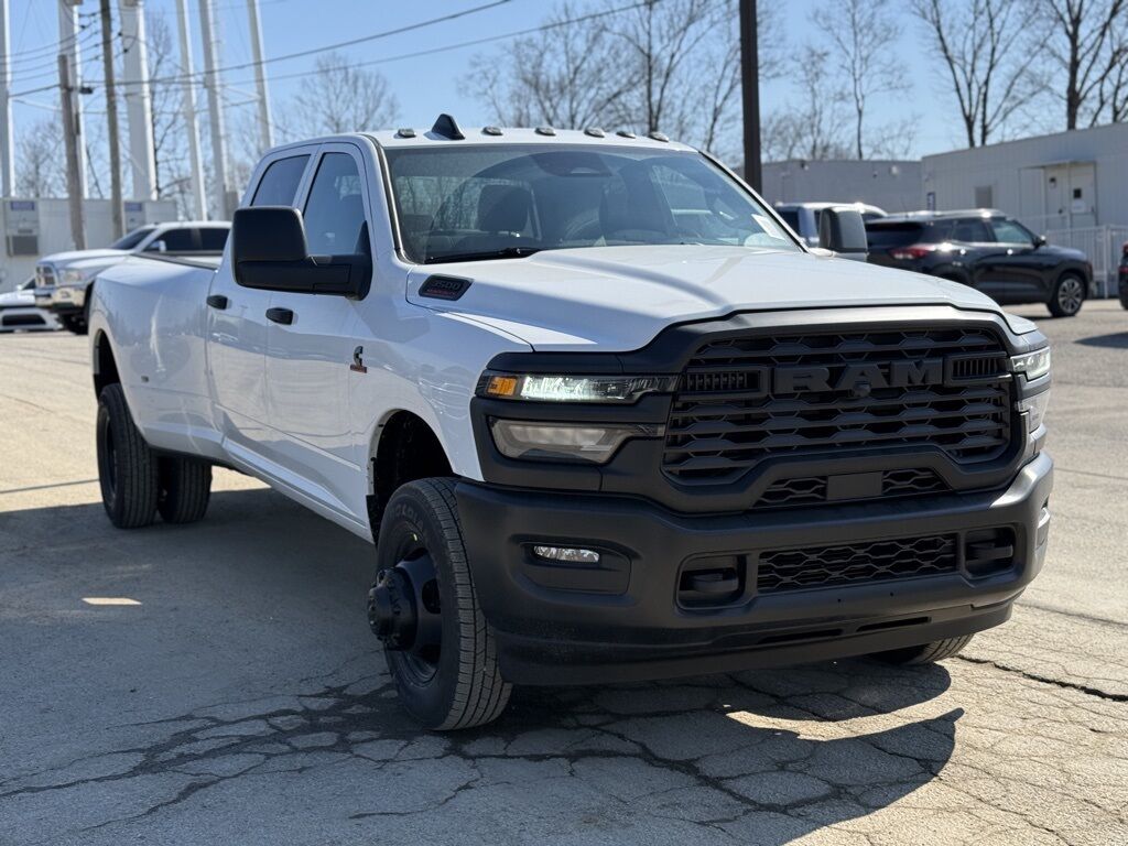 2026 Ram 3500 Tradesman Crestwood KY
