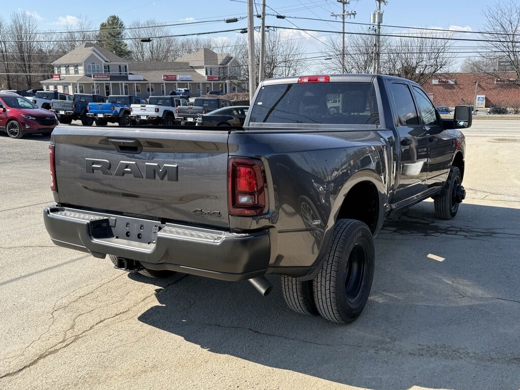 2026 Ram 3500 Tradesman Crestwood KY