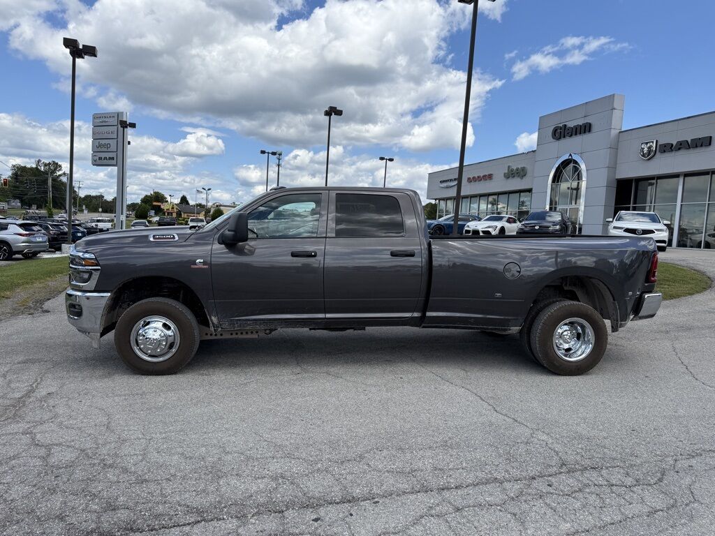 2026 Ram 3500 Tradesman Crestwood KY