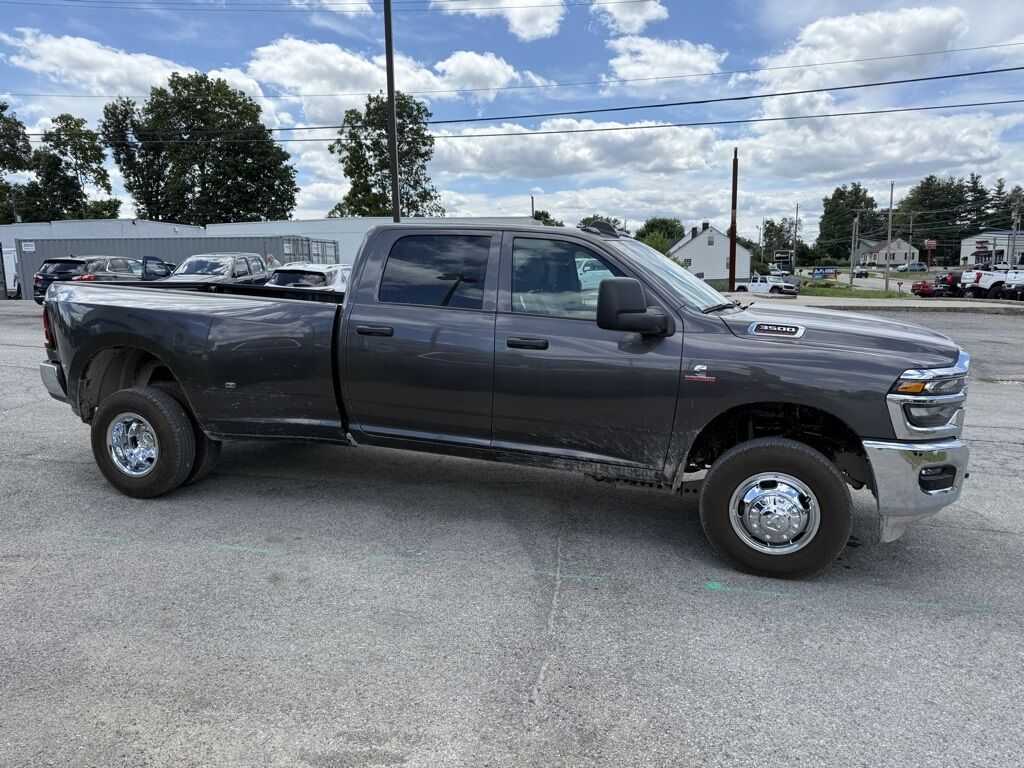 2026 Ram 3500 Tradesman Crestwood KY