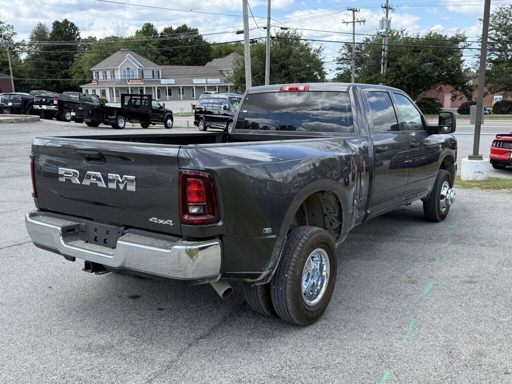 2026 Ram 3500 Tradesman Crestwood KY
