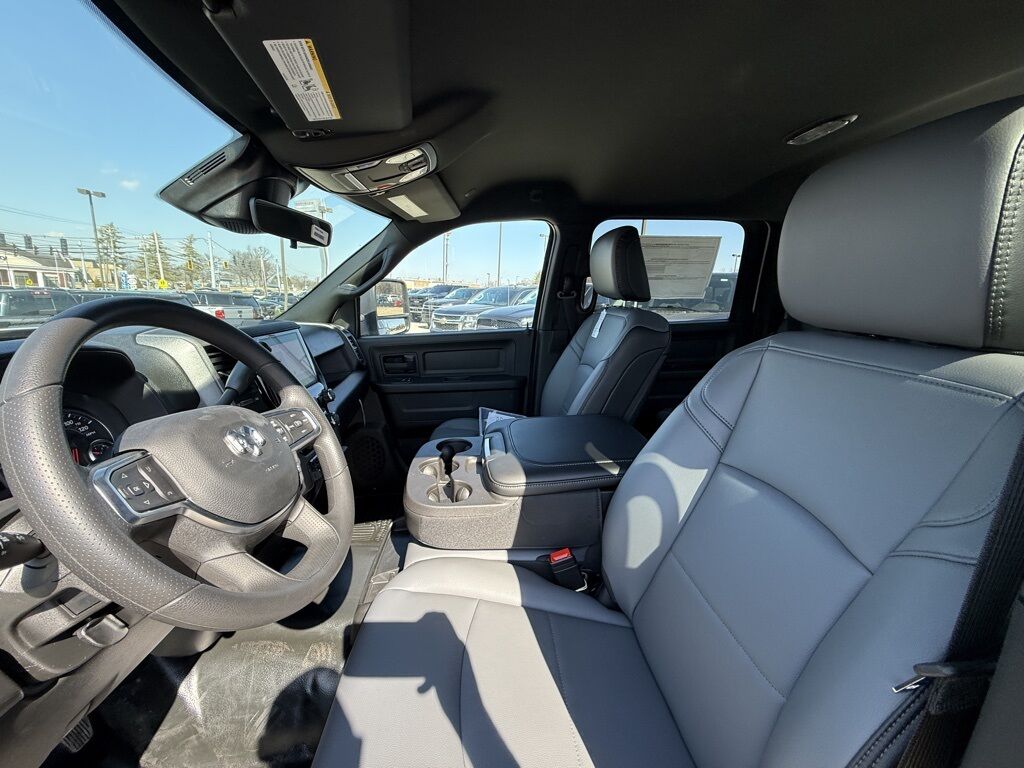 2026 Ram 3500 Tradesman Crestwood KY