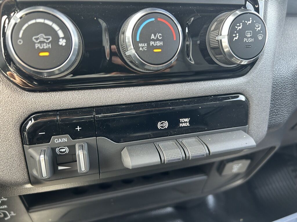 2026 Ram 3500 Tradesman Crestwood KY