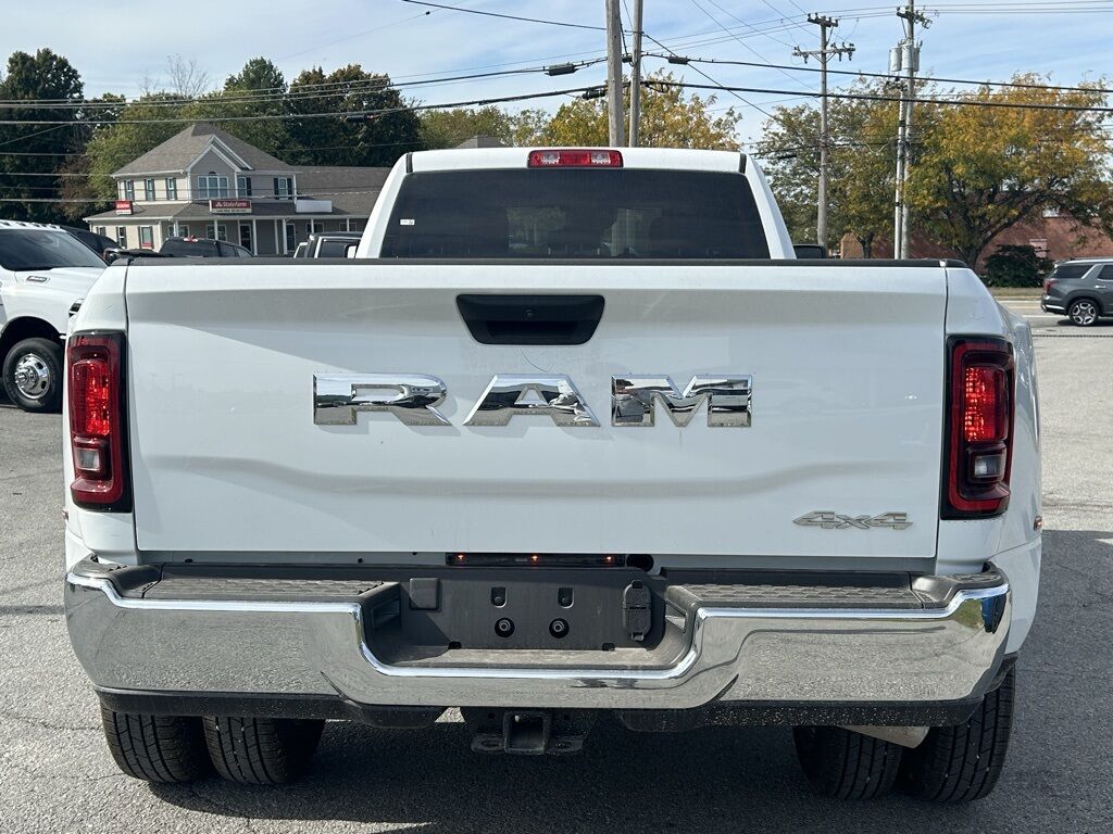 2026 Ram 3500 Tradesman Crestwood KY