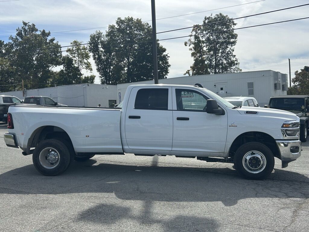 2026 Ram 3500 Tradesman Crestwood KY