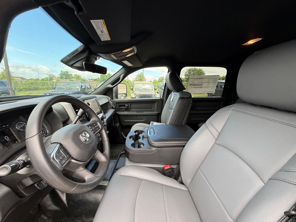 2026 Ram 3500 Tradesman Crestwood KY