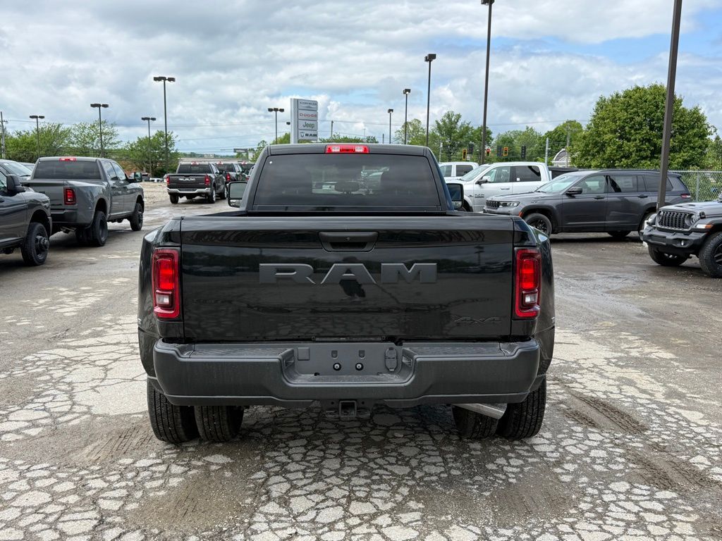 2026 Ram 3500 Tradesman Crestwood KY
