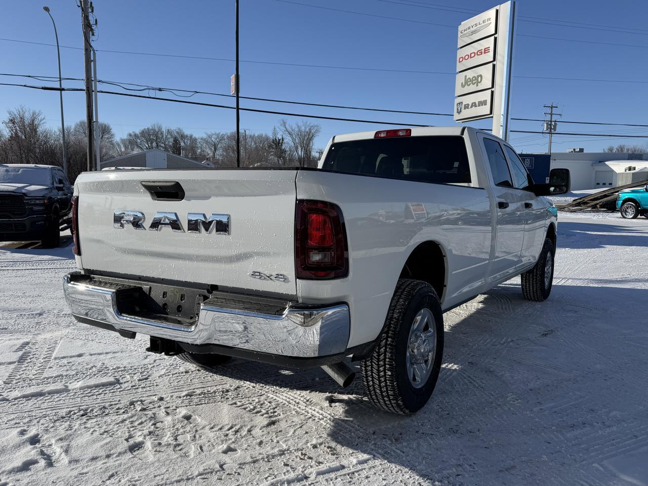 2026 Ram 3500 Tradesman Crew Cab 4x4 | Cummins Diesel | 12IN Touchscreen | NAV | Backup Camera | HD Towing Redwater AB