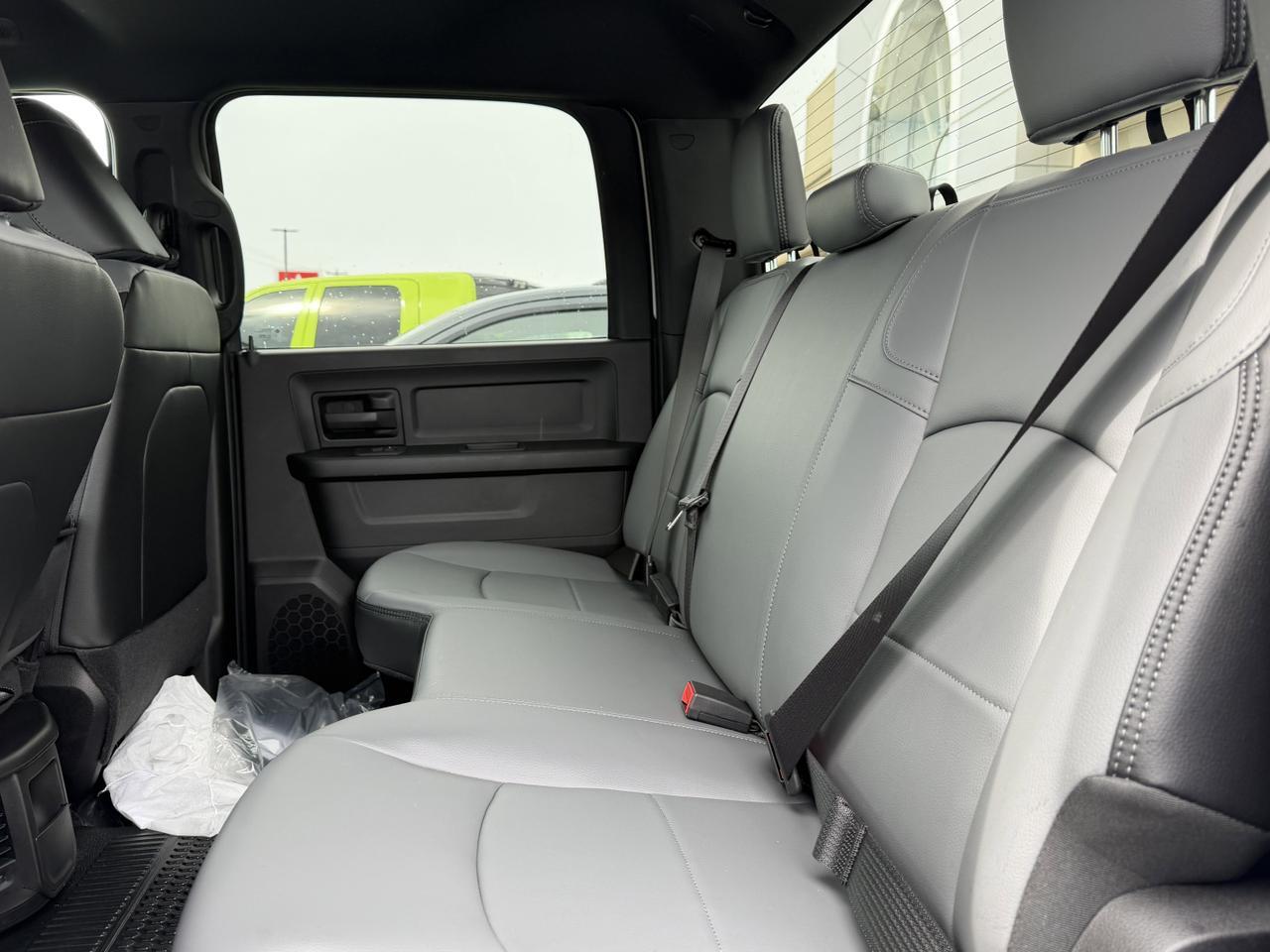 2026 Ram 3500 Tradesman Crew Cab 4x4 | Cummins Diesel | HD Towing | Front Bench | Backup Camera Redwater AB