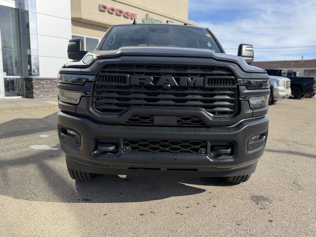 2026 Ram 3500 Tradesman Crew Cab 4x4 | Cummins Diesel | NAV | 12IN Touchscreen | Backup Camera | Towing Ready Redwater AB