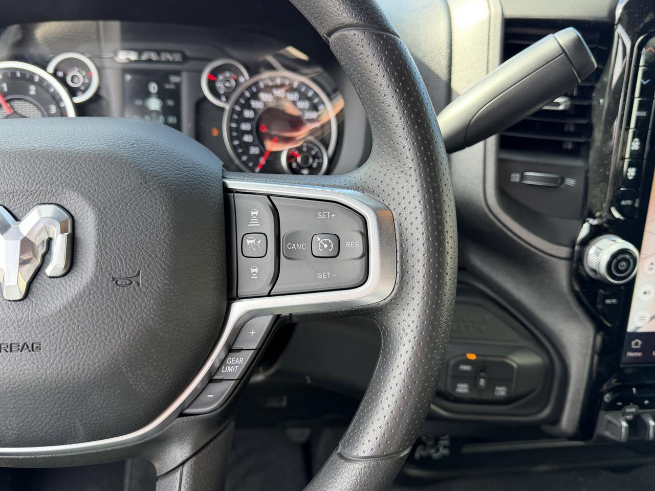 2026 Ram 3500 Tradesman Crew Cab 4x4 | Cummins Diesel | NAV | 12IN Touchscreen | Backup Camera | Towing Ready Redwater AB