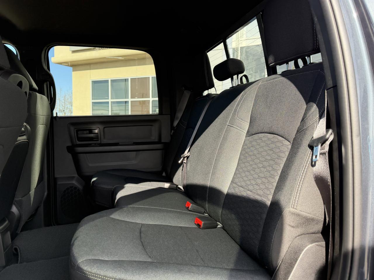 2026 Ram 3500 Tradesman Crew Cab 4x4 | Cummins Diesel | NAV | 12IN Touchscreen | Backup Camera | Towing Ready Redwater AB