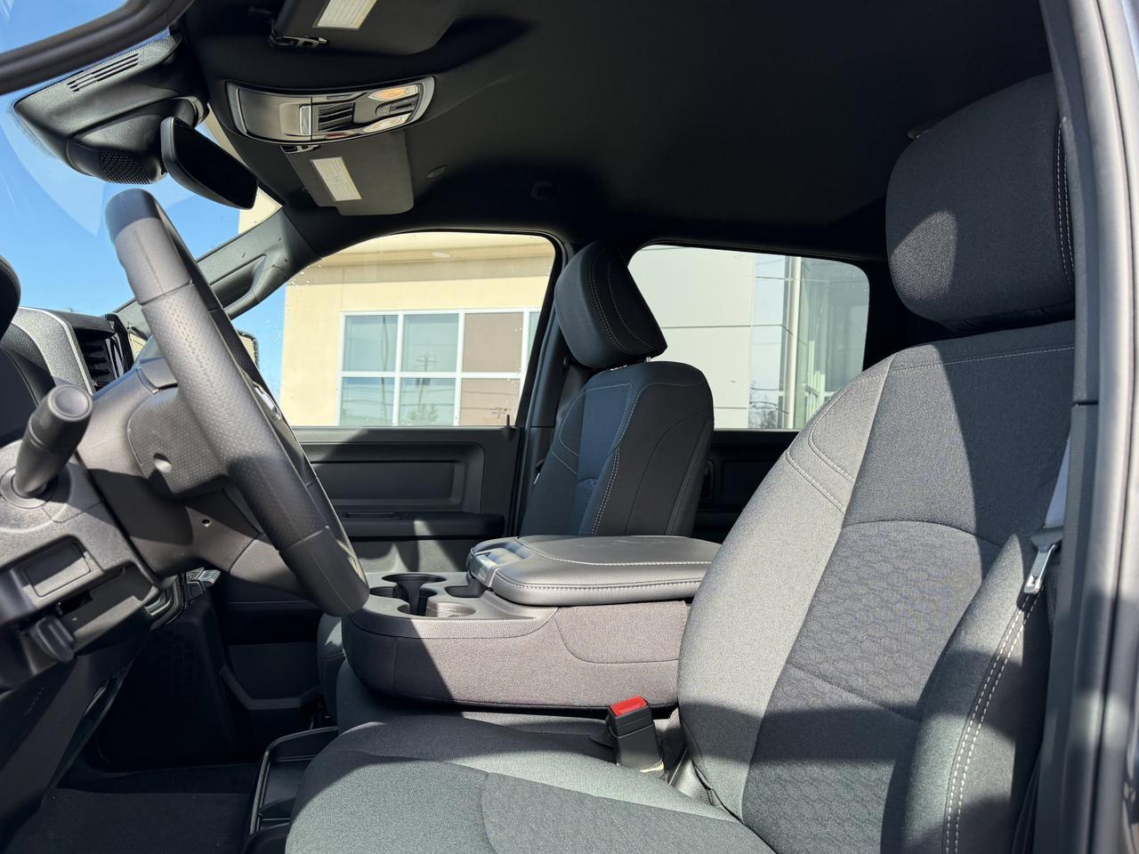 2026 Ram 3500 Tradesman Crew Cab 4x4 | Cummins Diesel | NAV | 12IN Touchscreen | Backup Camera | Towing Ready Redwater AB